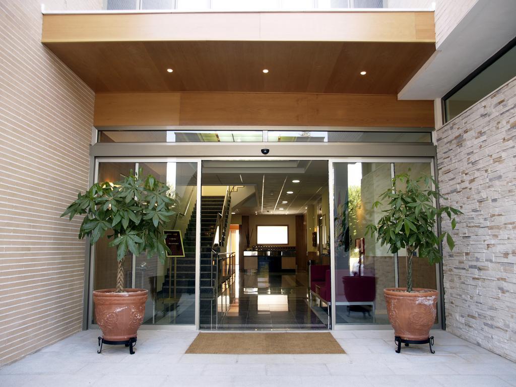 Hotel Isur ירנה מראה חיצוני תמונה